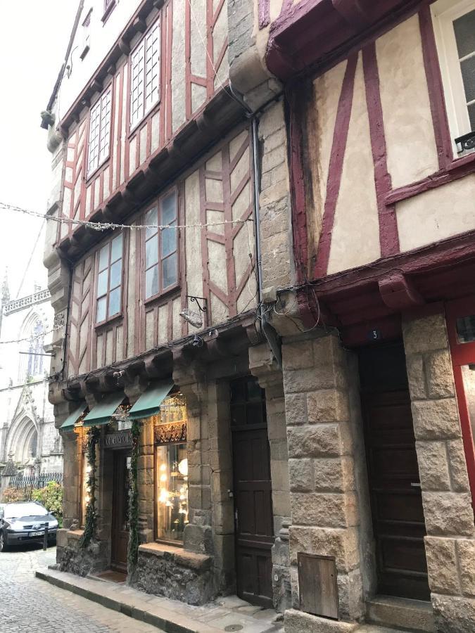 Henri& Henriette Le Studiolo D'Henri Apartment Vannes Exterior photo